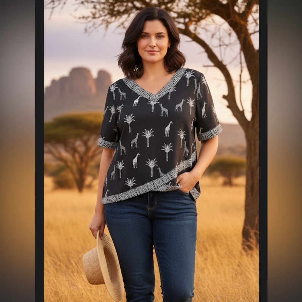Serengeti Black and White Safari Print Blouse size 1X